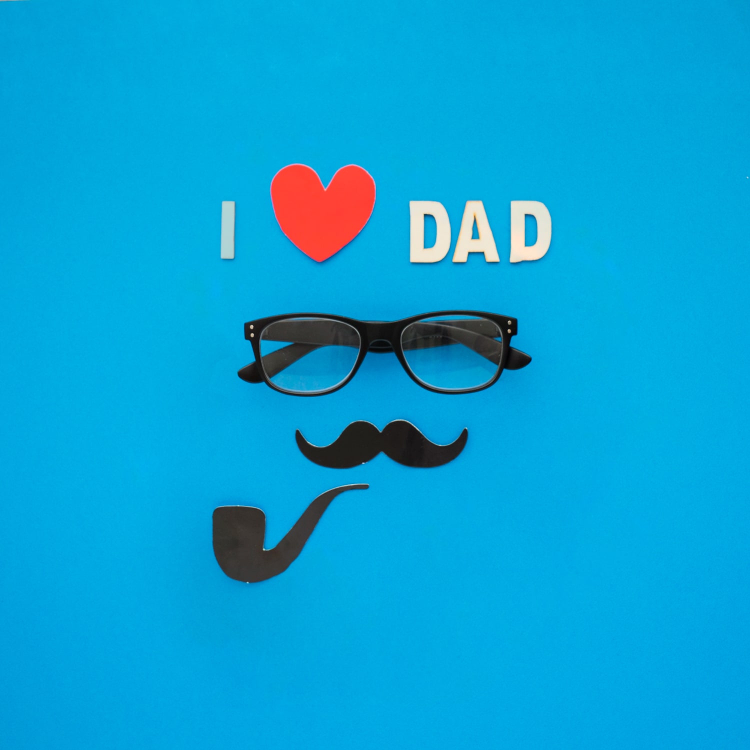 International Father's Day عيد اب سعيد اليوم العالمي للاب -min