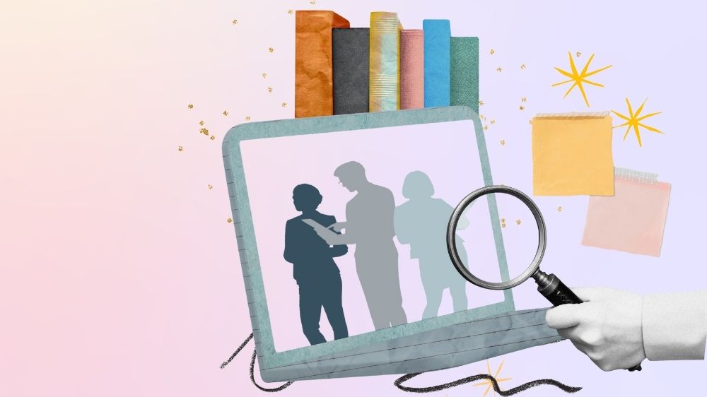 يد تحمل عدسة مكبرة بجانب مجموعة كتب يد تحمل عدسة مكبرة بجانب مجموعة كتب