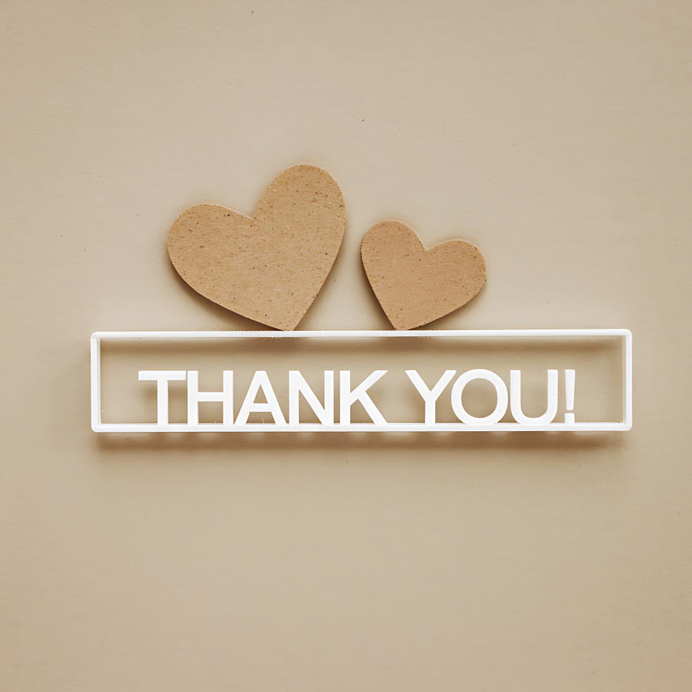 عبارة شكرًا مع قلبين