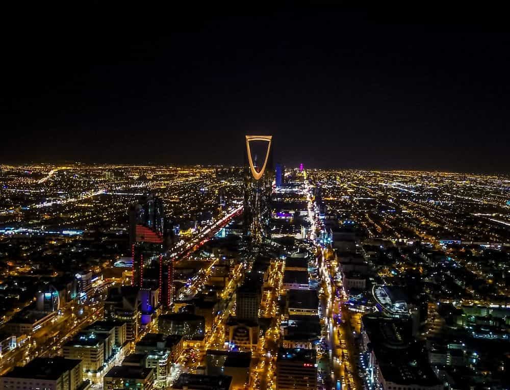 صورة للرياض ليلا