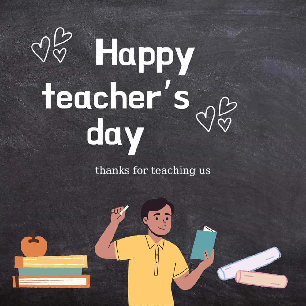 معلم يمسك كتاب وطباشير ويقف أمام سبورة