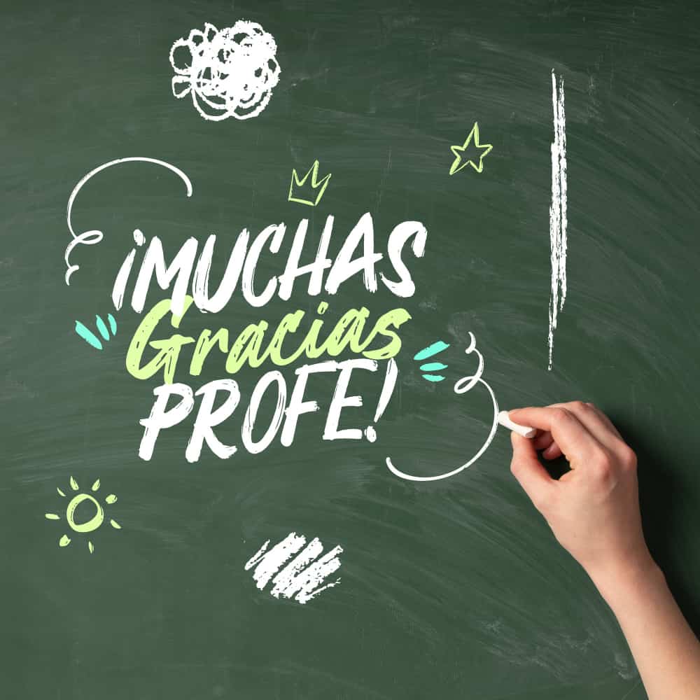 يد تكتب عبارة شكر على سبورة