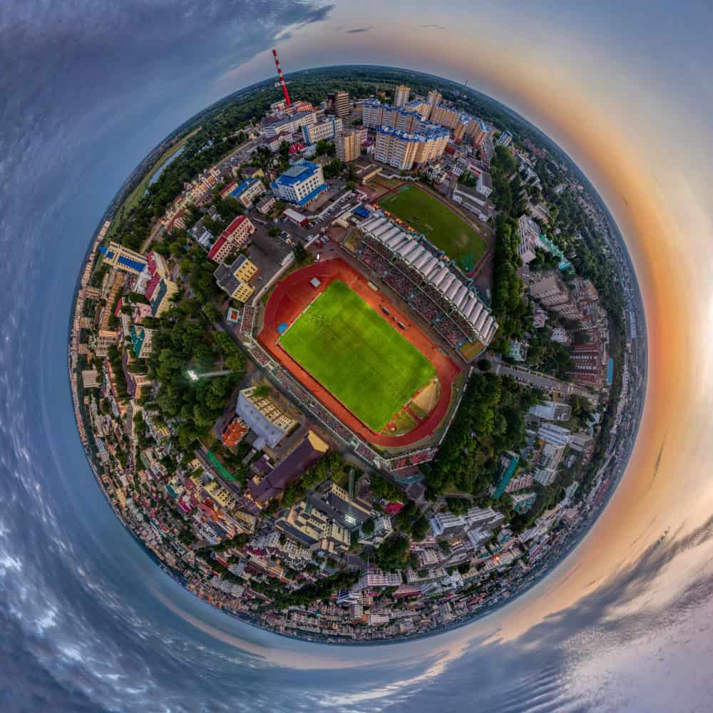 صورة ملعب من الأعلى صورة ملعب من الأعلى