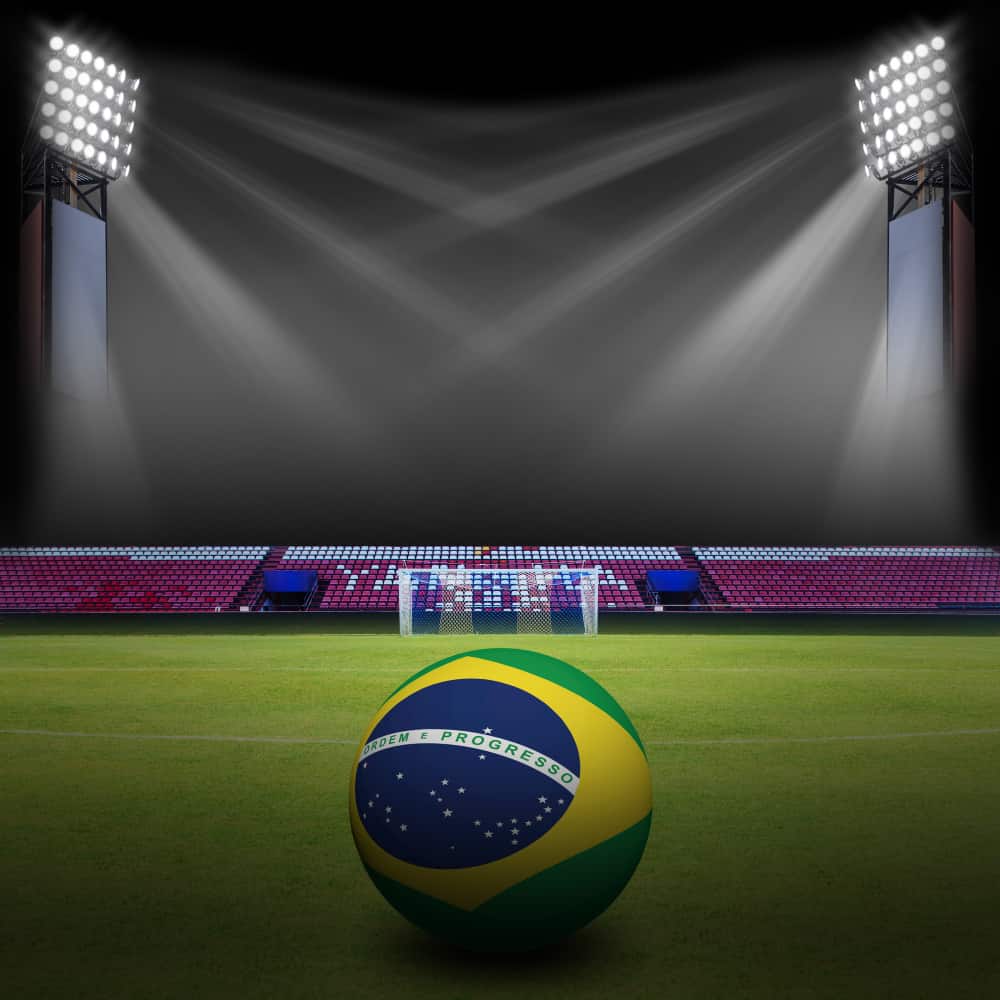علم البرازيل مرسوم على كرة في ملعب علم البرازيل مرسوم على كرة في ملعب