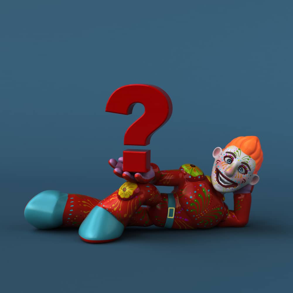 مجسم رجل مضحك يحمل علامة استفهام